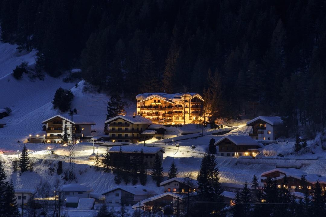 Hotel Olympia Pettneu am Arlberg Εξωτερικό φωτογραφία